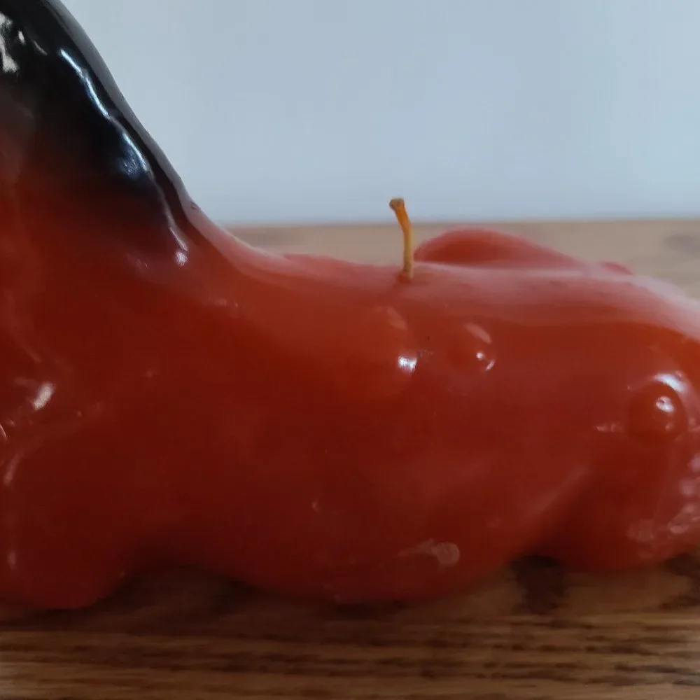 Vintage Candle Novelty Wax Candle Reclining Chestnut Quarter Horse Thoroughbred